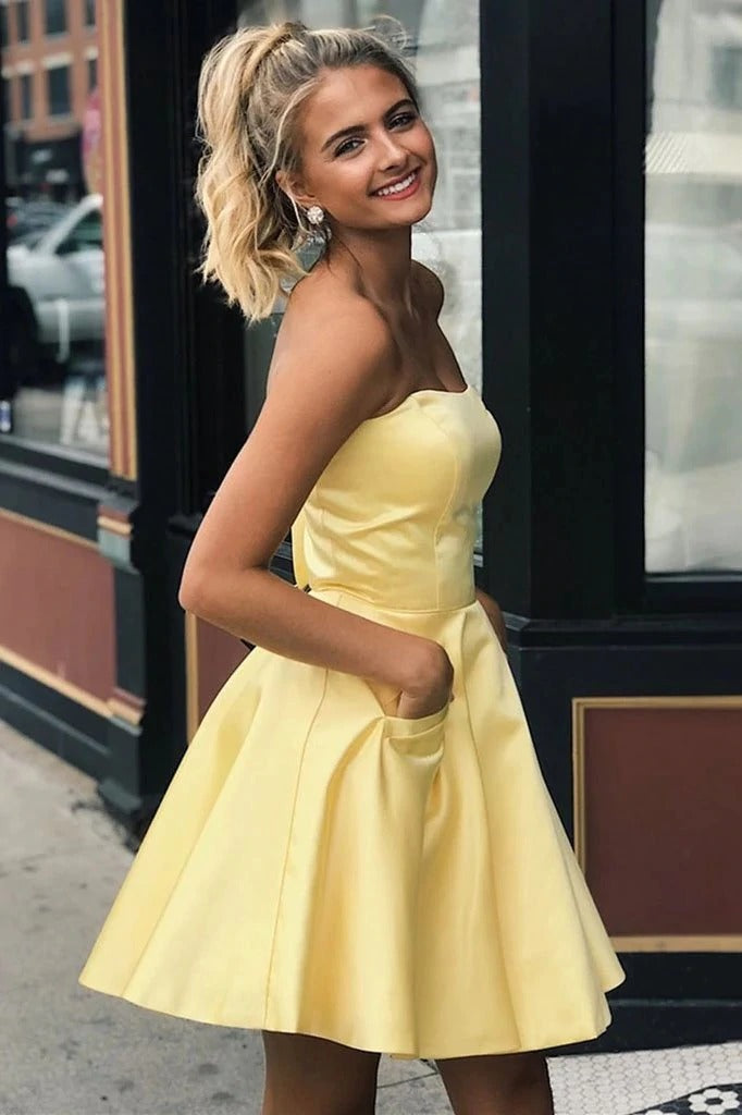 Yellow Satin Strapless Short Prom Dresses with Pockets Simple Homecoming Dresses,BD22006